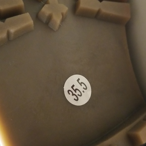 NWT BEAUTIFUL BOOTS - Picture 6 of 9